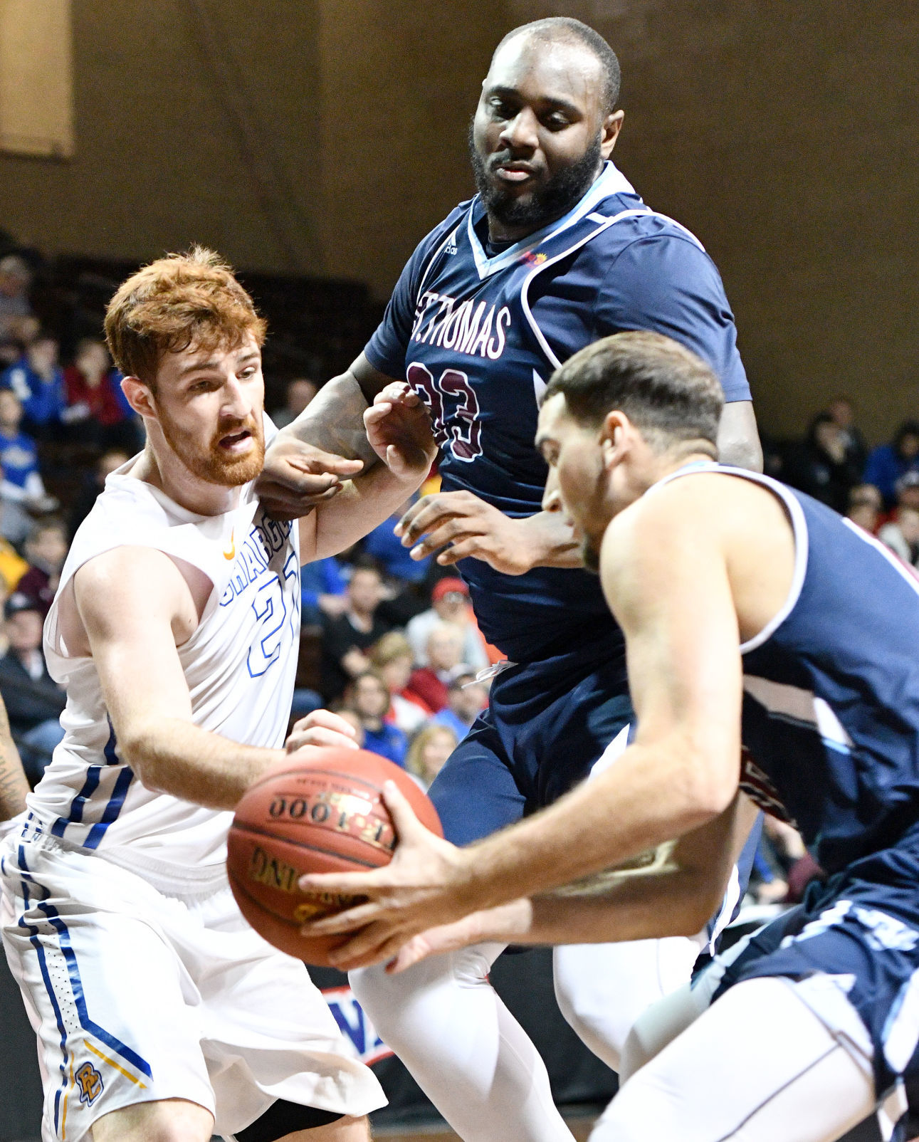 Briar Cliff vs St. Thomas NAIA basketball